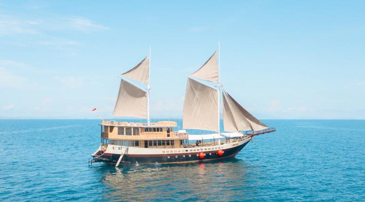Opentrip Labuan bajo 4hari 3malam